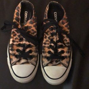 Cheetah print converse